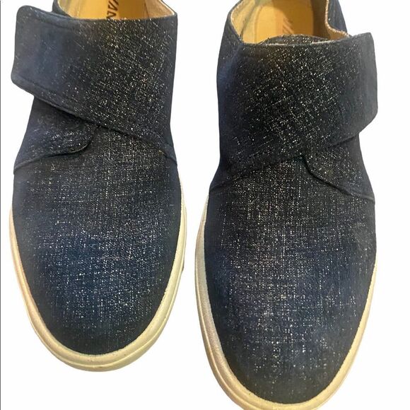 Vaneli Sport Women’s Slip On Sneakers  Blue  Shoe Hook & Loop Closure Size 7  N - Picture 1 of 16